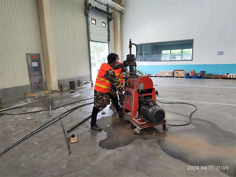 宁远厂房地面下沉塌陷注浆加固施工